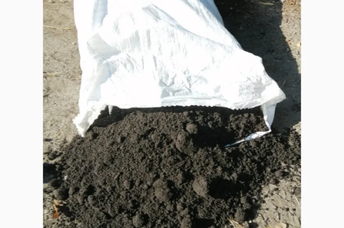 Чернозем купить в Киеве Пуща-Водица Гостомель Грунт в мешках- фото № 2