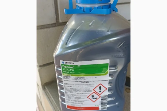 Паллас - системный гербицид для борьбы с сорняками в посевах зерновых- фото № 1