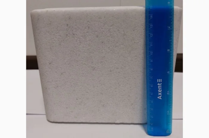 Сіль брикетована (лизунець)/Соль кормовая брикетированная (лизунец)- фото № 1