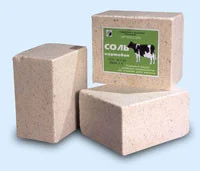 Соль кормовая лизунец в брикетах- фото № 1