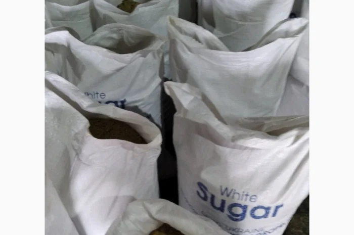 Продаємо СОЄВУ МАКУХУ від 20 кг - КОРМ ДЛЯ КУР, протеїн 45%- фото № 1