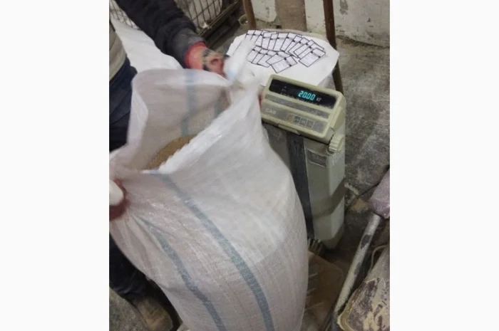 Продам висівки пшеничні мішки по 20 кг- фото № 2