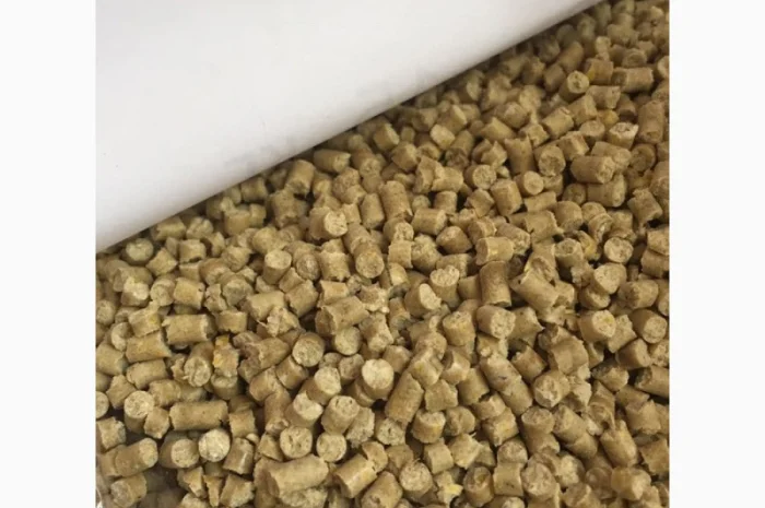 Корм для кур (несушка, бройлер), водоплавающие, перепела, страусы- фото № 1