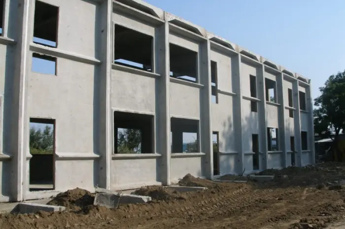 Будівництво будівель і споруд за допомогою швидковозводимих залізобетонних конструкцій- фото № 4