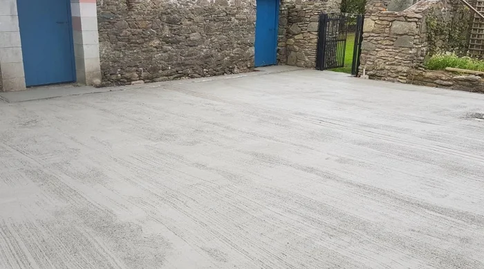 Бетонування двору в Києві та області- фото № 1