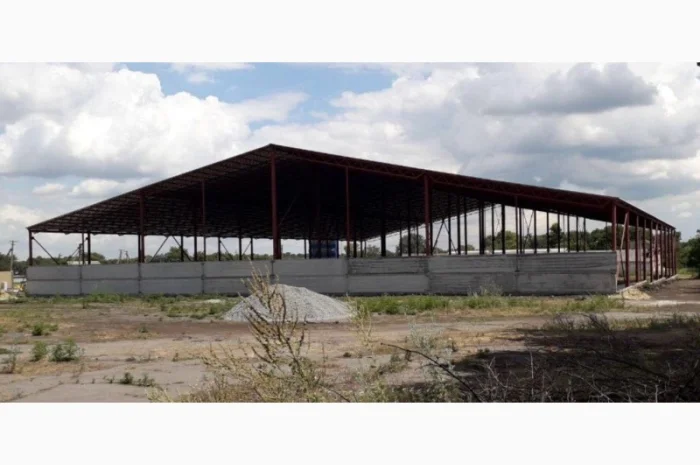 Строительство каркасных ангаров, навесов под технику под ключ. Замена кровли- фото № 1