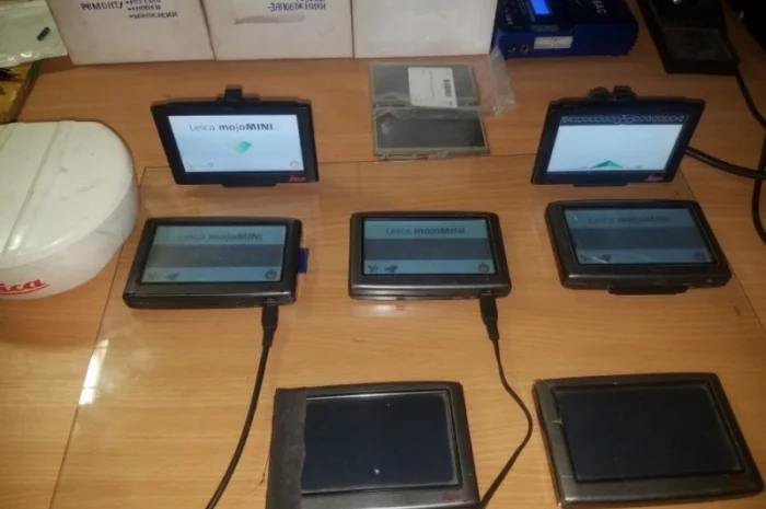 Ремонт GPS систем для тракторов и опрыскивателей Leica mojoMINI- фото № 3