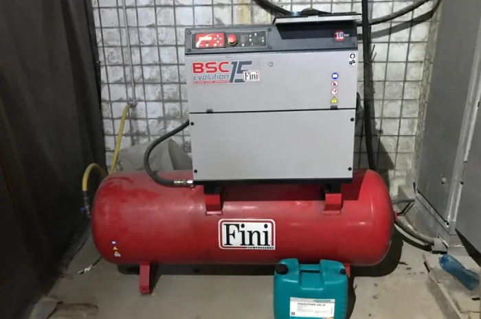 Ремонт дизельных компрессоров Atlas Copco, Kaeser, Atmos, Compair- фото № 5