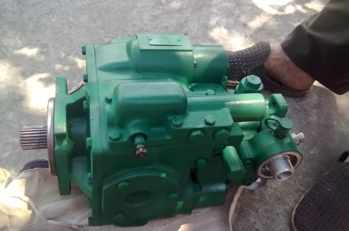 Ремонт ГСТ гидростатической трансмиссии Linde,  Claas Dominator,  John Deere- фото № 1
