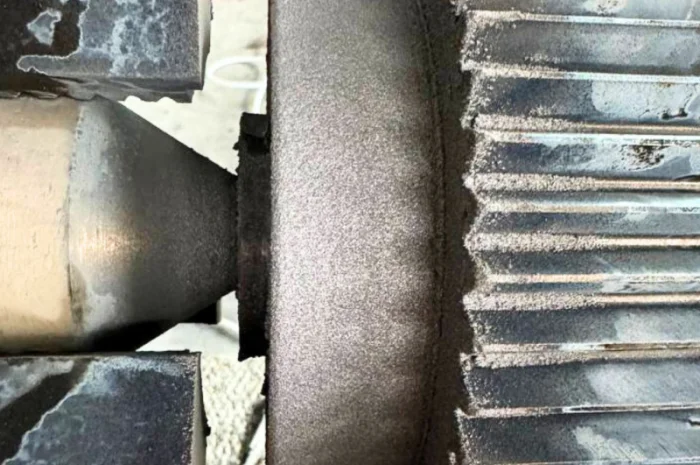 Ремонт колінвала 1950306 CAT C13 Відновлення місця під сальник- фото № 2