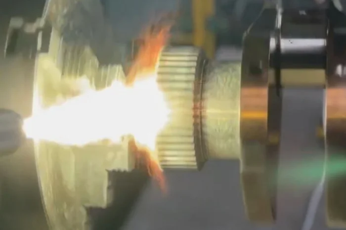 Ремонт колінвала 1950306 CAT C13 Відновлення місця під сальник- фото № 1