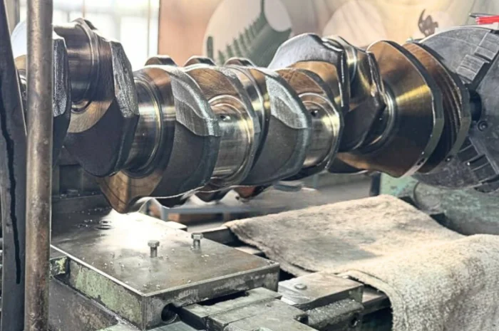 Ремонт колінвала 1950306 CAT C13 Відновлення місця під сальник- фото № 5