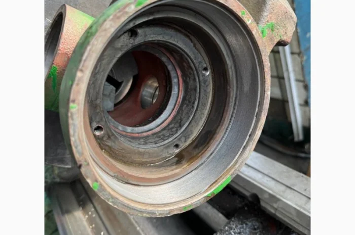 Відновлення місця під підшипник корпуса редуктора DE19785 John Deere- фото № 3