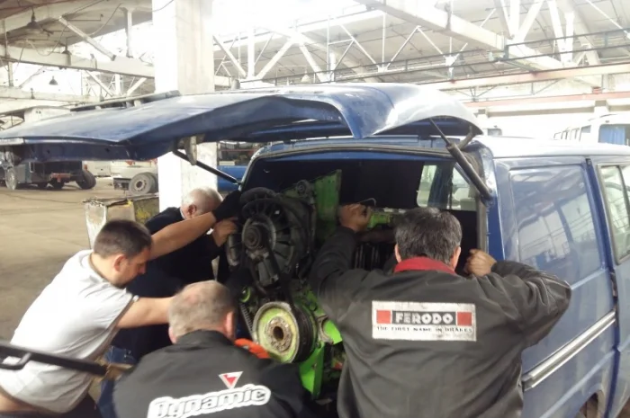 Ремонт двигателя DEUTZ BF6L913C комбайн Топ Лайнер- фото № 2