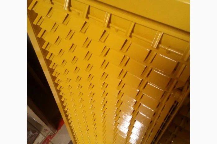 Ремонт и изготовление решет на комбайн Caterpillar Катерпиллер- фото № 1