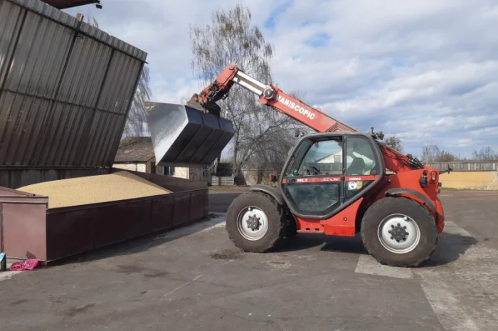 Очищення зерна та Сушіння. Очистка зерна.Сушка кукурудзи. Елеватор- фото № 1