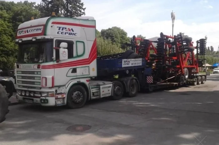 Услуги трала: перевозка тракторов, комбайнов и сельхозтехники в Кропивницком- фото № 1