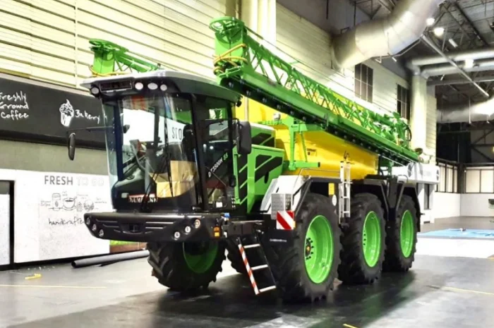 Послуги оренди самоходного обприскувача у Львові для обробки ґрунту та десикації- фото № 1