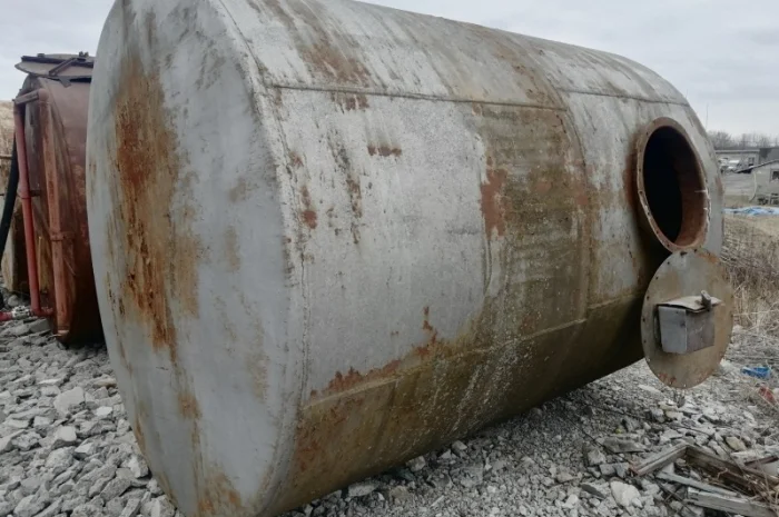 Емкость металлическая 5м3, бак для воды, резервуар ргс для гсм- фото № 10