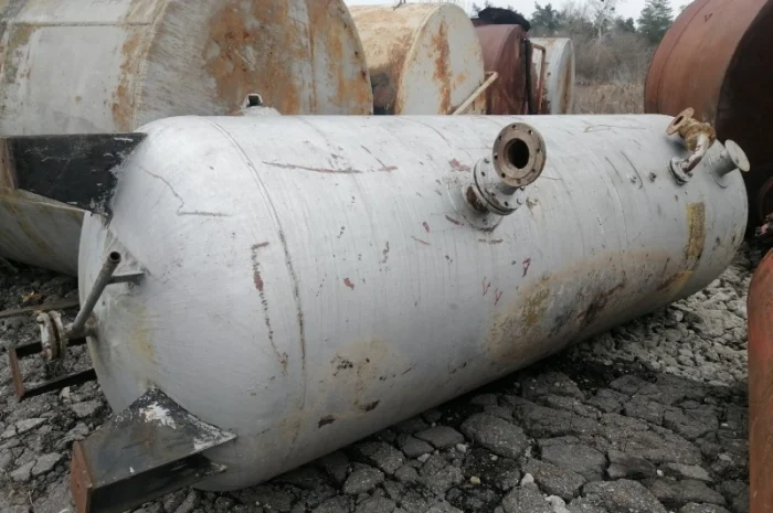 Емкость металлическая 5м3, бак для воды, резервуар ргс для гсм- фото № 7