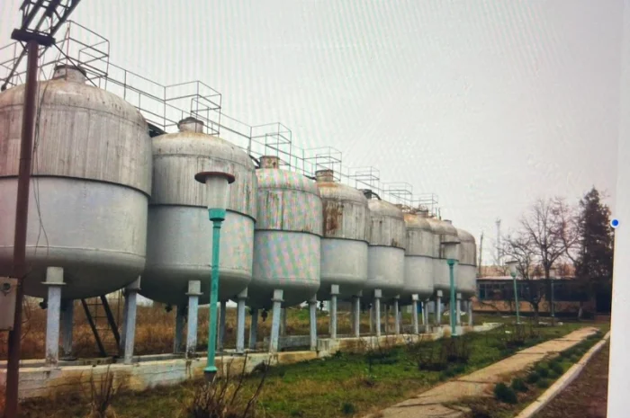 20-кубовые отстойники для вина – бочка, цистерна, резервуар- фото № 11