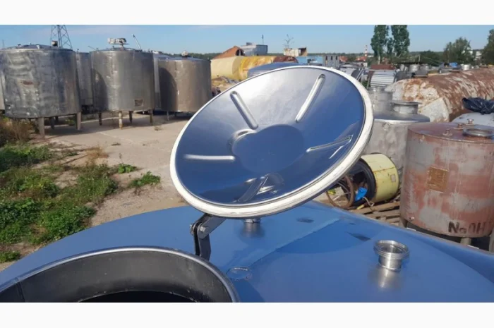 Нержавеющая емкость 1 куб. м. aisi-304 вертикальная новая- фото № 5