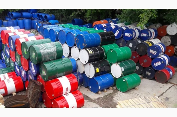 Металеві бочки 200л б/у на продаж в Харкові- фото № 1