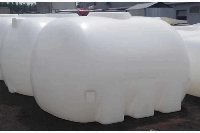 Пластиковые емкости для перевозки воды в Харькове- фото № 1