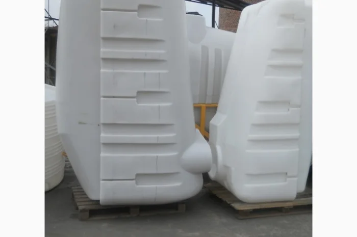 Емкость на прицепной опрыскиватель AGRO 2500 Е- фото № 1