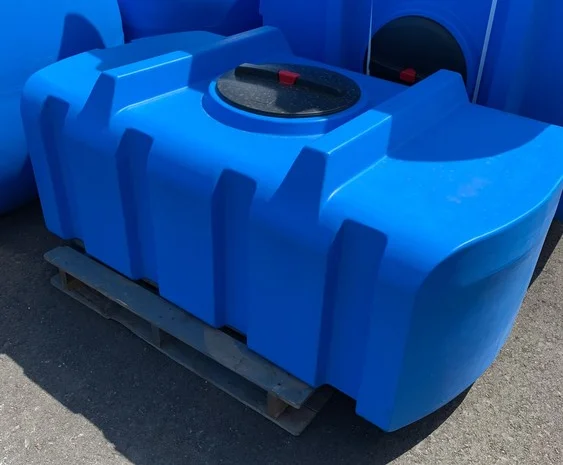 Прямокутна ємність для транспортування об'ємом 650 літрів- фото № 1