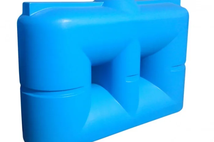 Пластиковая плоская емкость объемом 2100 литров- фото № 1