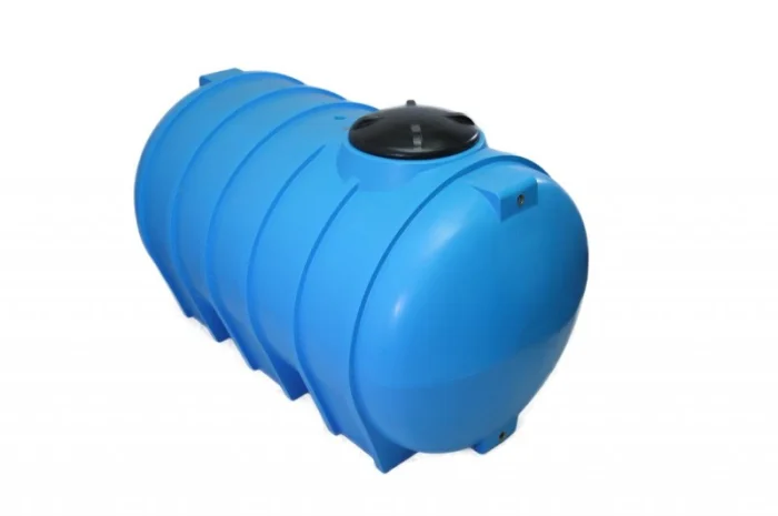 Горизонтальний пластиковий бак G-2000 л для води та пального- фото № 1