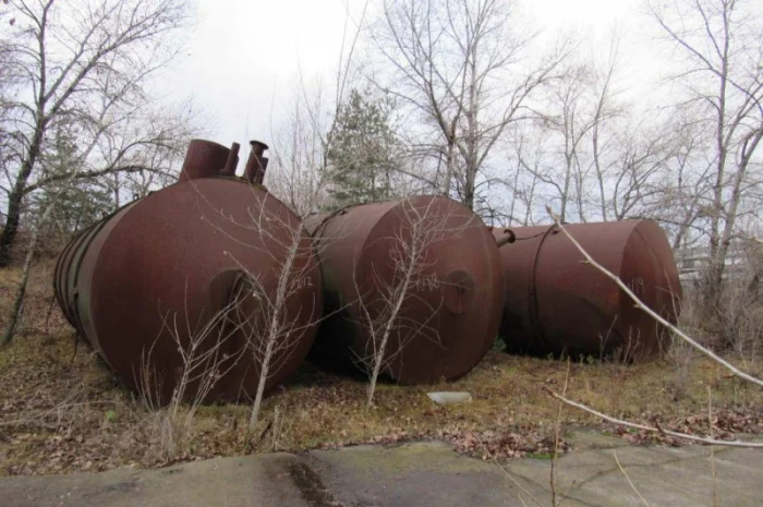 Продам металлические ёмкости б/у для любого назначения- фото № 2