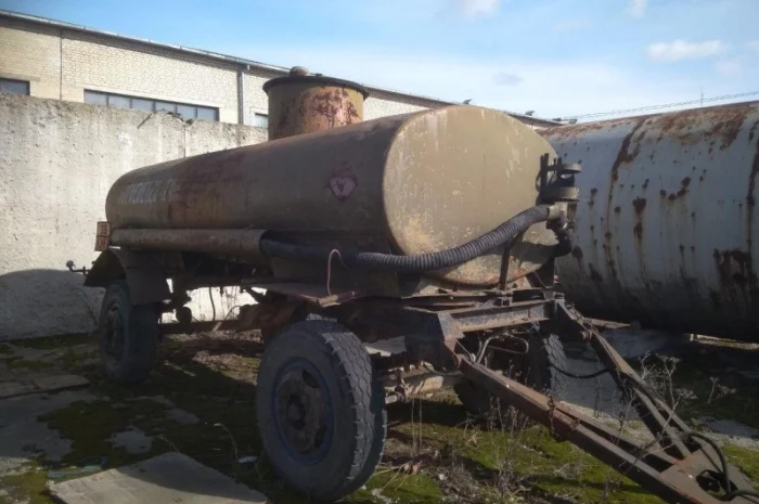 Купити металевий резервуар. Баки, бочки б/у- фото № 1