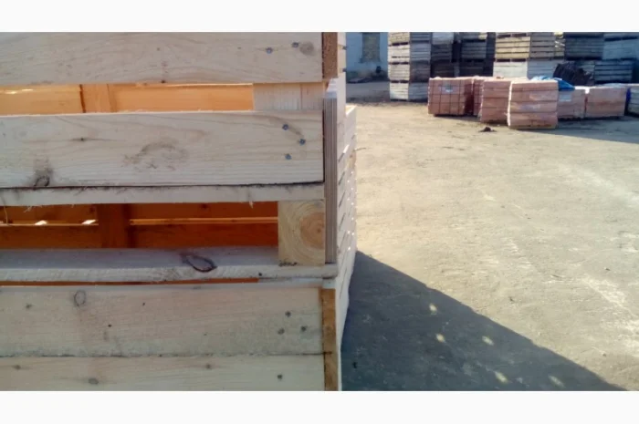 Дерев'яний контейнер для зберігання та транспортування- фото № 3