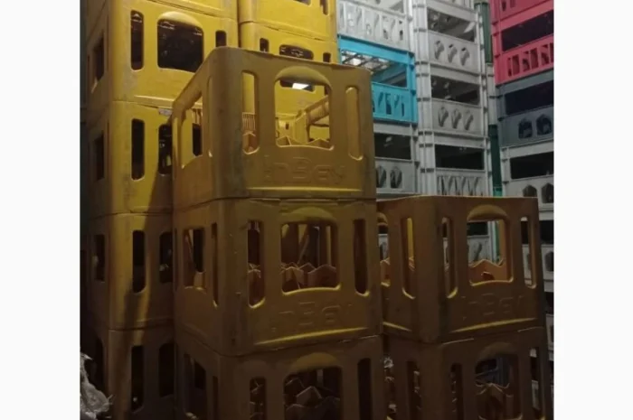 Куплю желтые пластиковые пивные ящики In bev- фото № 1