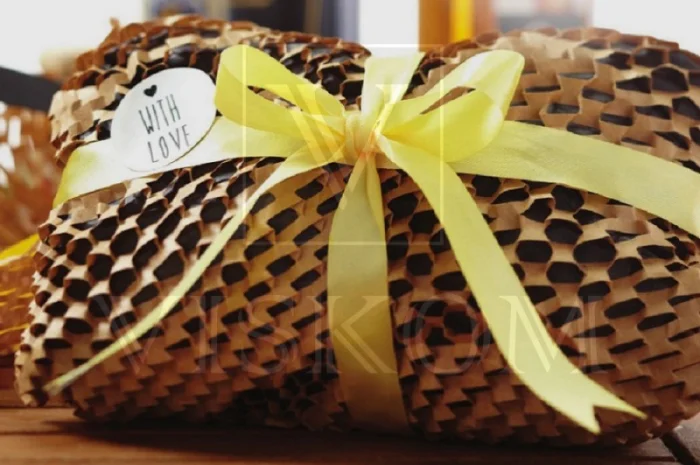 Упаковочная перфорированная сотовая крафт-бумага PaperPack 50 см х 100 м- фото № 5