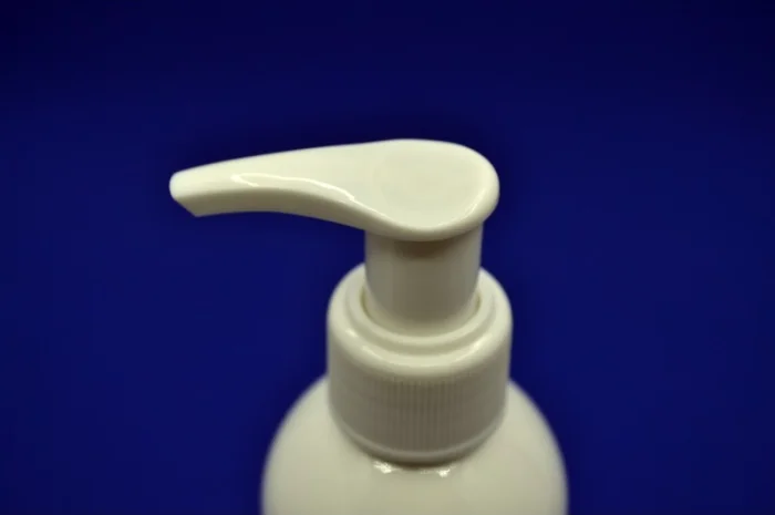 Дозатор для рідкого мила та густих миючих засобів 28/410 і 24/410 з поворотним механізмом- фото № 1