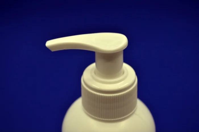 Дозатор для рідкого мила та густих миючих засобів 28/410 і 24/410 з поворотним механізмом- фото № 2