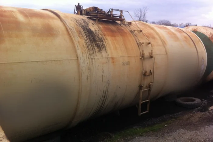 Продам емкости ж/д 73 м.куб тип (калибр) 62- фото № 4