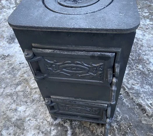 Пічка буржуйка піч чавунна чугунна топка камін для дому дачі сто в дім- фото № 1