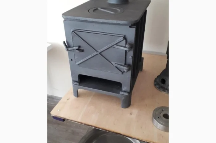 Буржуйка чугунная 4 кВт камин, печь- фото № 1