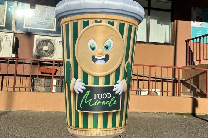 Уличная реклама кафе- фото № 4