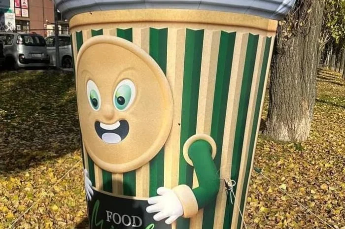 Уличная реклама ресторана- фото № 2