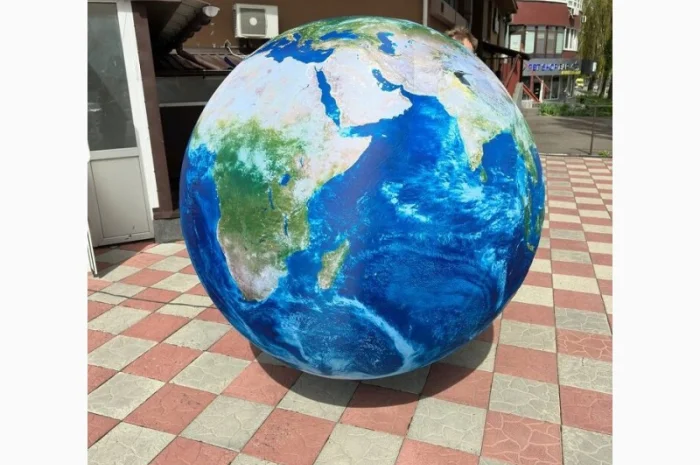 Вулична реклама з підсвічуванням без електрики- фото № 3