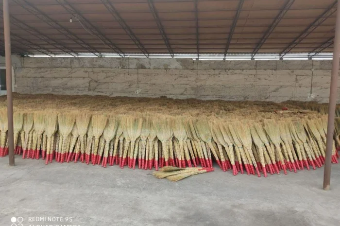 Веник сорго оптом за вигідною ціною- фото № 8
