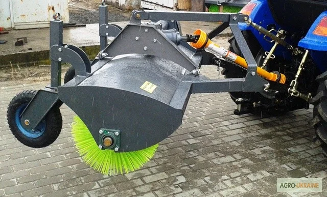Комунальна дорожня щітка 1.5/2.0 м (без кардана) для трактора- фото № 1