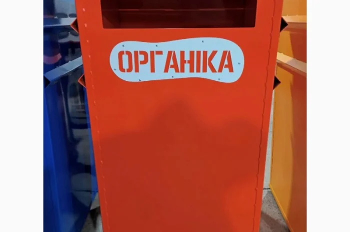 Баки для раздельного сбора мусора- фото № 3