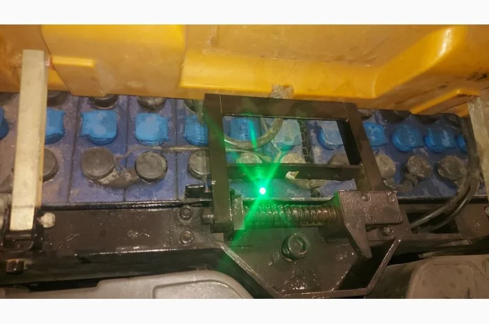 Електричний візок CATERPILLAR NPV20N - надійна техніка для вашого бізнесу- фото № 5