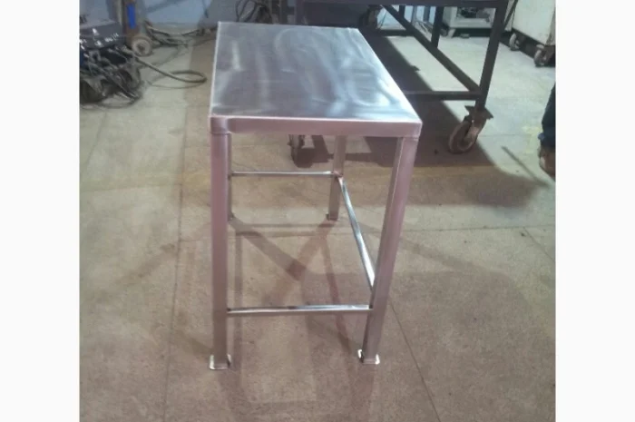 Стол из нержавеющей стали на заказ- фото № 1